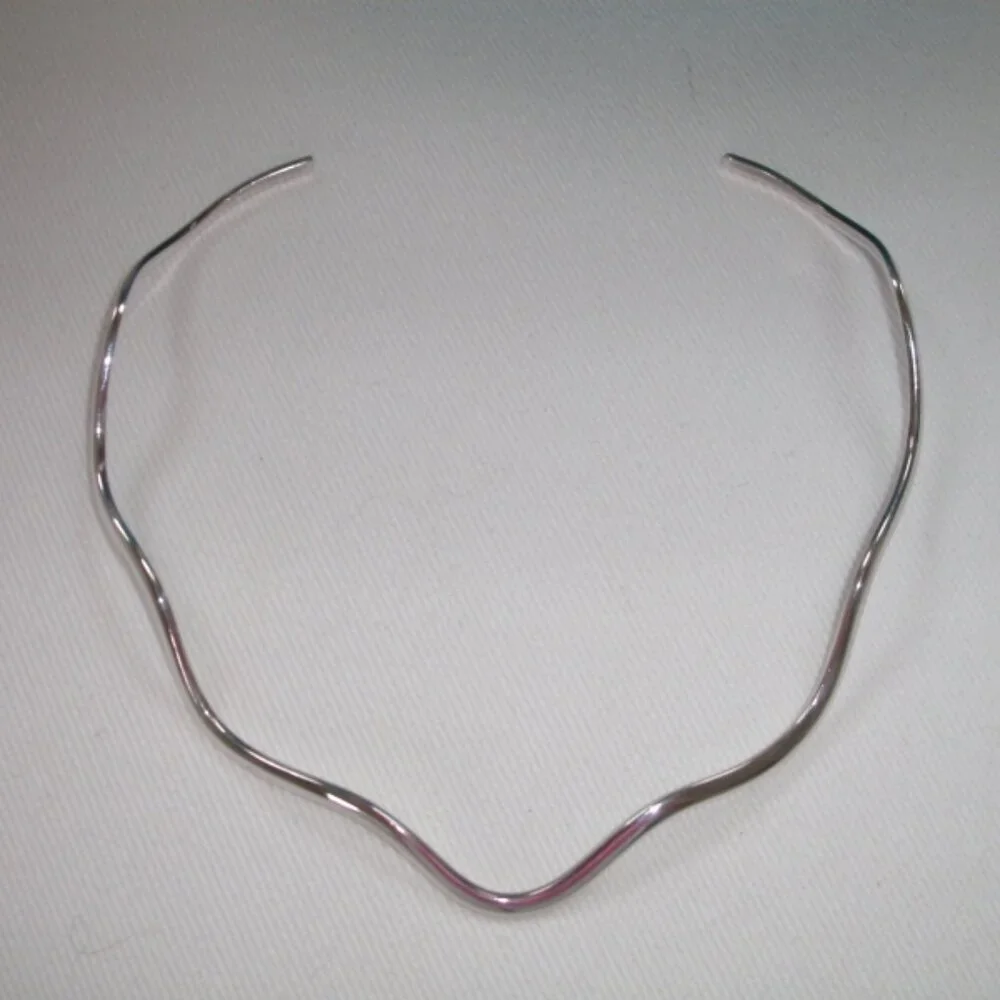 STERLING SILVER WAVY CUFF NECKLACE BRAND NEW 925 STERLING - Picture 5 of 9